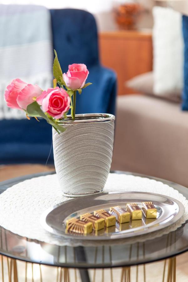 Light Summer Apartment With A Swimming Pool Опатия Экстерьер фото